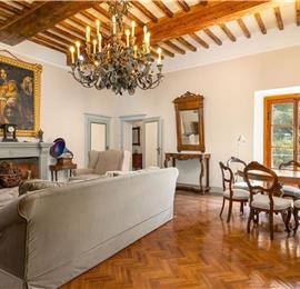 8 Bedroom Villa with Pool near Certaldo, Tuscany, Sleeps 14 - 15